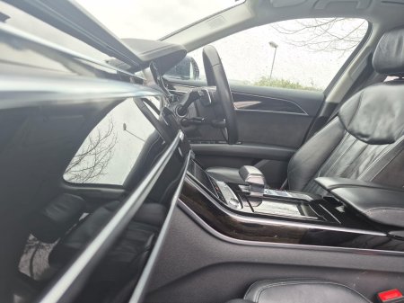 2019 Audi A8 - photo 13