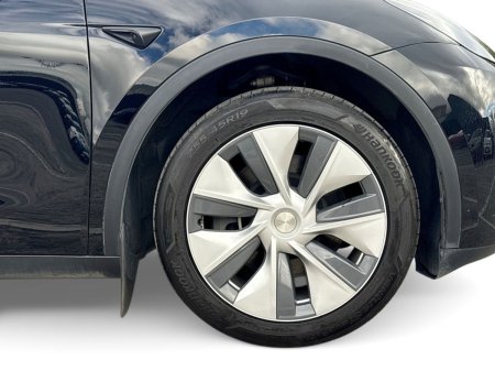 2024 Tesla Model Y - photo 14