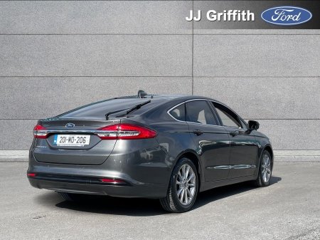 2020 Ford Mondeo - photo 6
