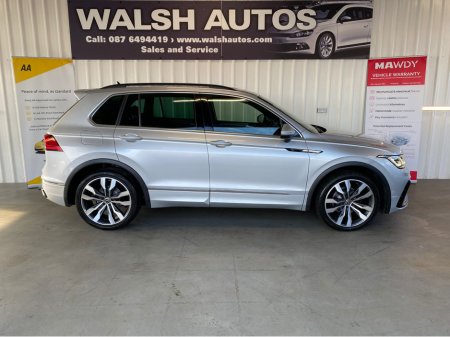 2023 Volkswagen Tiguan - photo 2