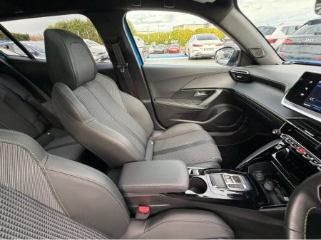 2023 Peugeot 2008 - photo 17