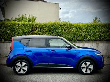 2021 Kia e-Soul - photo 8