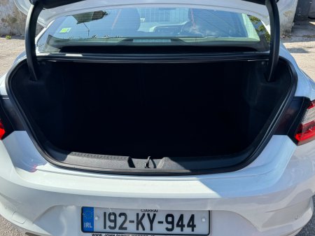 2019 Renault Megane - photo 8