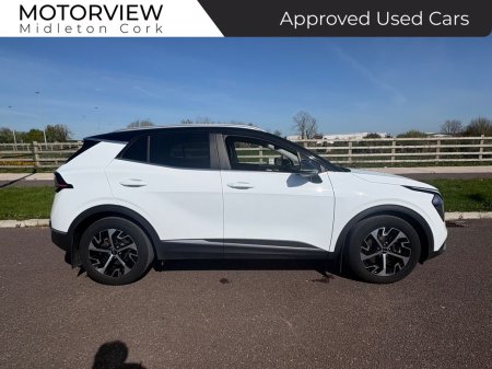 2025 Kia Sportage - photo 2