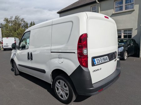 2023 Fiat Doblo - photo 4