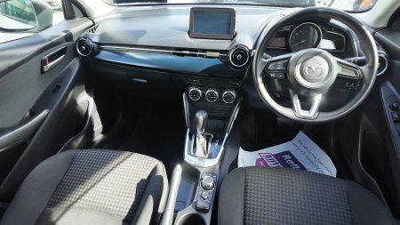 2018 Mazda Demio - photo 11