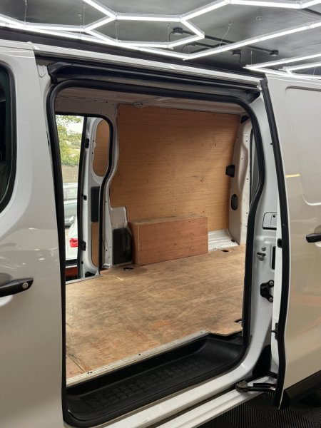 2023 Opel Vivaro - photo 14