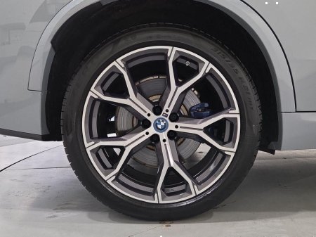 2025 BMW X5 - photo 14