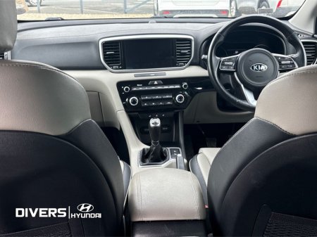 2021 Kia Sportage - photo 10