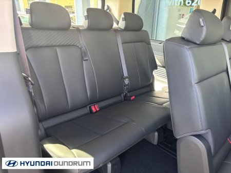2027 Hyundai Staria - photo 8