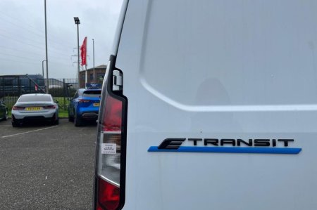 2026 Ford Transit Courier - photo 24