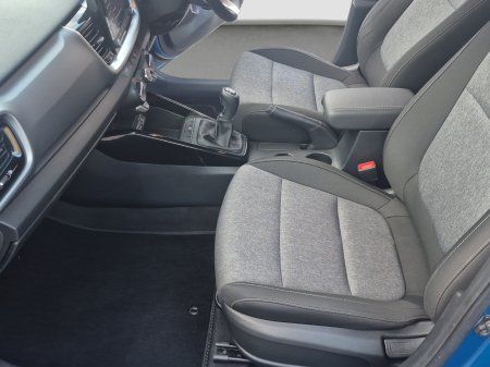 2021 Kia Stonic - photo 16
