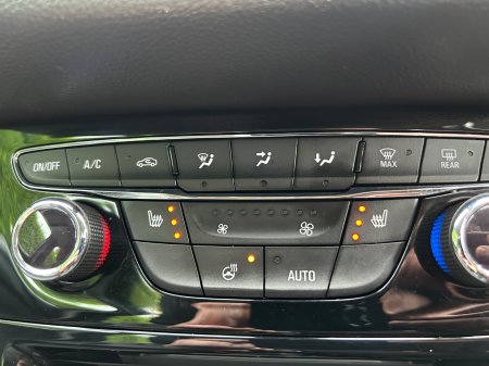 2020 Opel Astra - photo 12