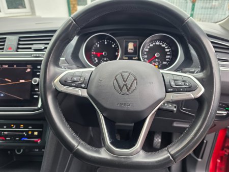 2022 Volkswagen Tiguan - photo 16