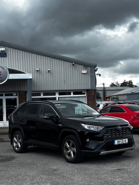 2020 Toyota RAV4 - photo 2