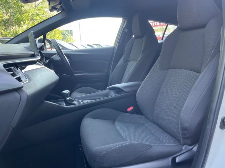 2019 Toyota C-HR - photo 17