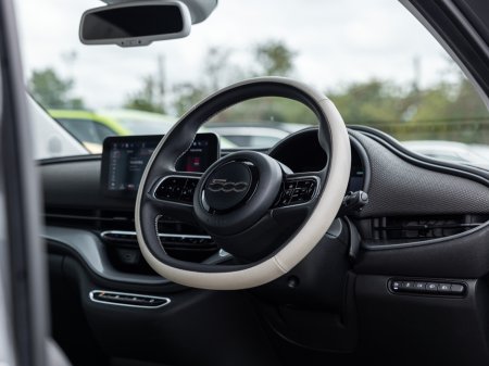 2024 Fiat 500e - photo 12