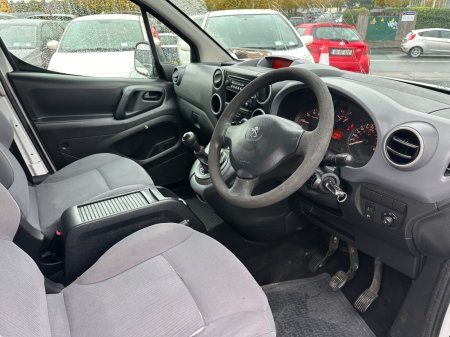 2013 Peugeot Partner - photo 6