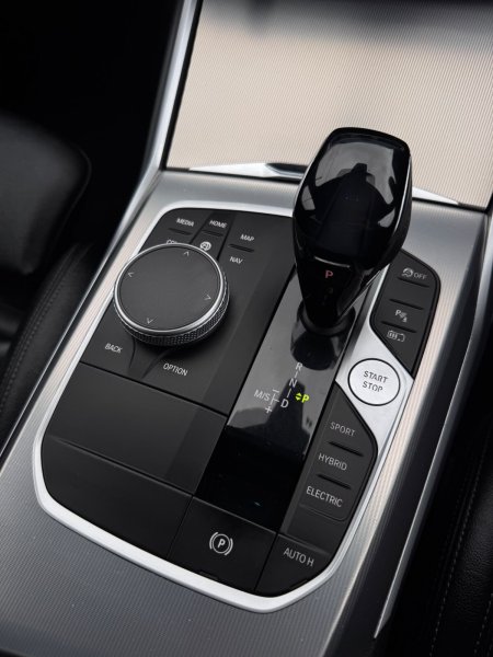 2021 BMW 3-Series - photo 25