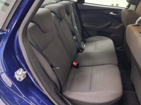 2018 Ford Focus - photo 12