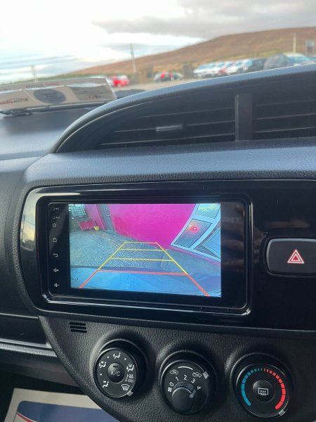 2018 Toyota Vitz - photo 24