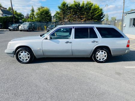 1995 MERCEDES E280 ESTATE 7 SEATER PETROL - photo 10