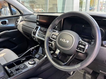 2023 Kia Sorento - photo 2