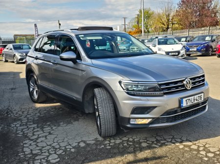 2017 Volkswagen Tiguan - photo 2