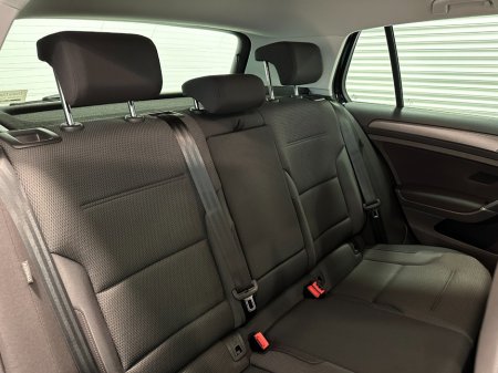 2019 Volkswagen Golf - photo 39