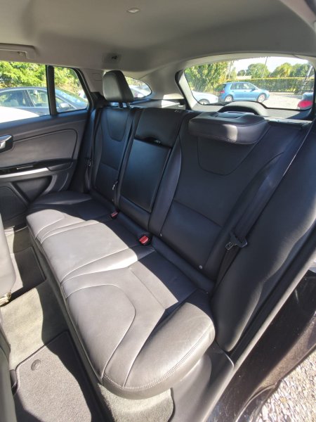 2018 Volvo V60 - photo 19