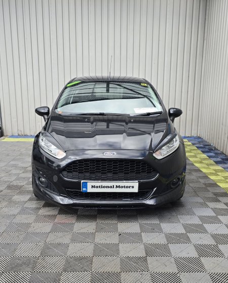 2015 Ford Fiesta - photo 8