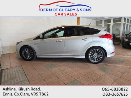 2017 Ford Focus - photo 12