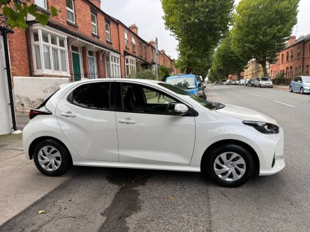2022 Toyota Yaris - photo 4