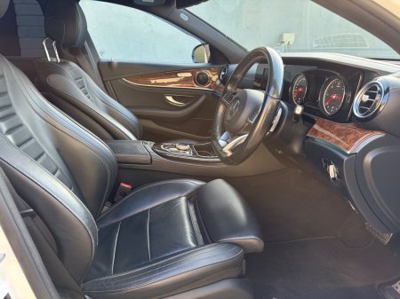 2017 Mercedes-Benz E-Class - photo 11