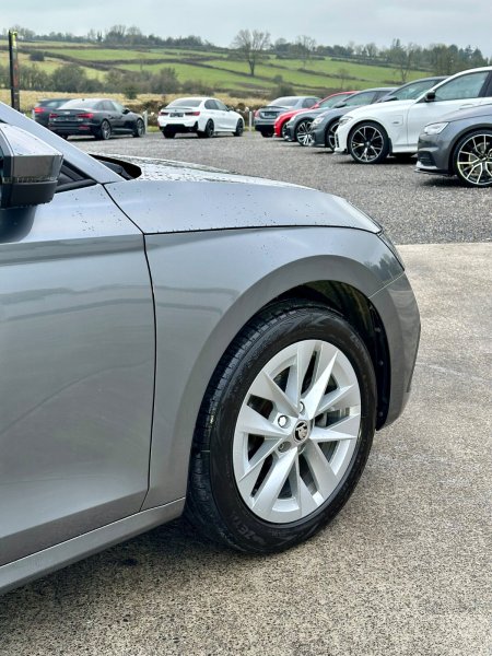 2024 Skoda Octavia - photo 10