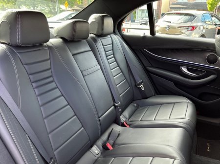 2020 Mercedes-Benz E-Class - photo 12