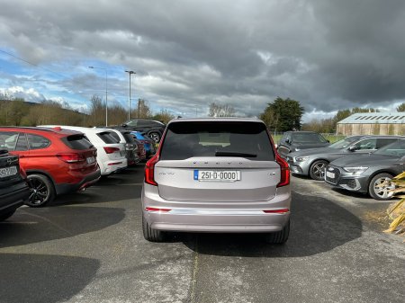 2025 Volvo XC90 - photo 8