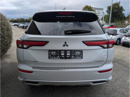 2022 Mitsubishi Outlander - photo 7