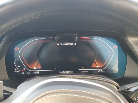 2020 BMW X7 - photo 9