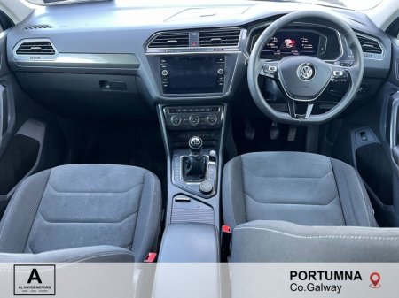 2019 Volkswagen Tiguan - photo 2