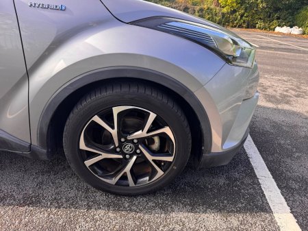 2017 Toyota C-HR - photo 10