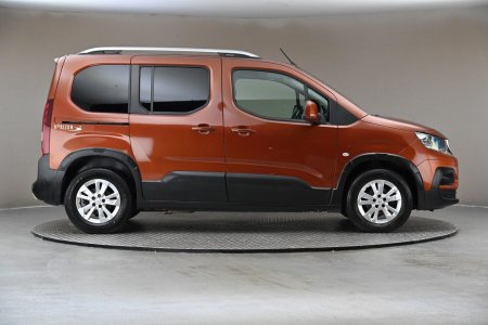 2021 Peugeot Rifter - photo 11