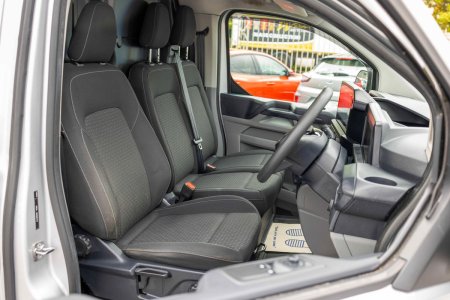 2025 Ford Transit Custom - photo 5