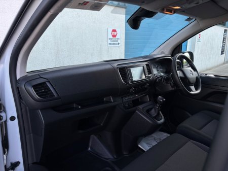 2023 Opel Vivaro - photo 10