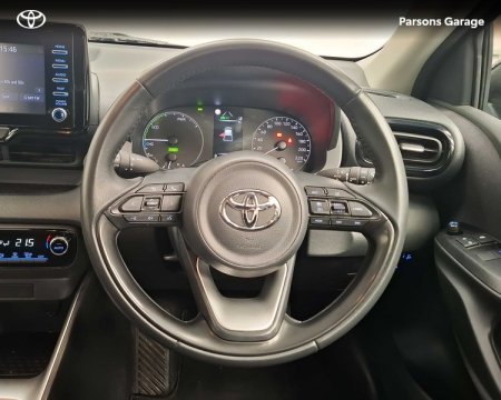 2023 Toyota Yaris - photo 9