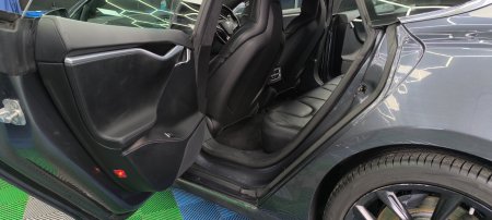 2016 Tesla Model S - photo 14