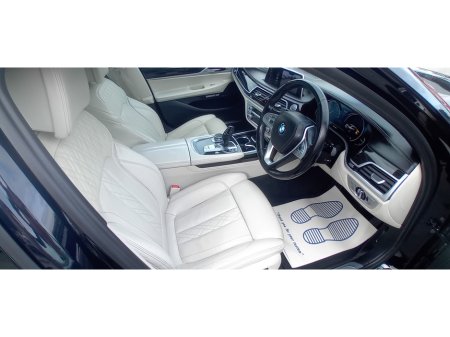 2017 BMW 7-Series - photo 14
