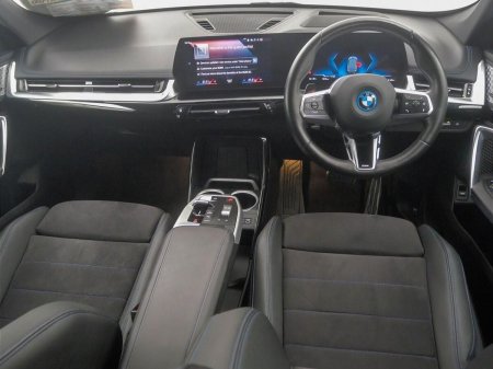 2023 BMW iX1 - photo 4