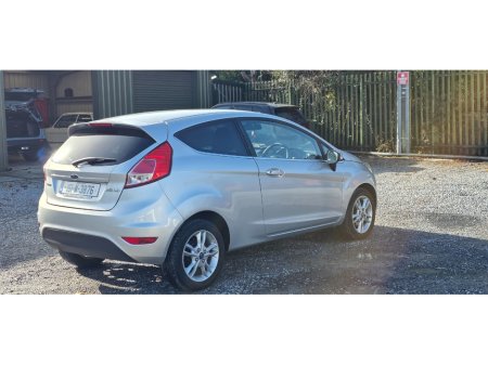 2016 Ford Fiesta - photo 7