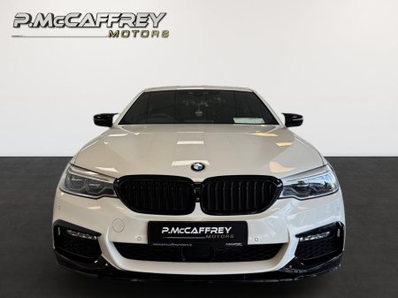 2017 BMW 5-Series - photo 2